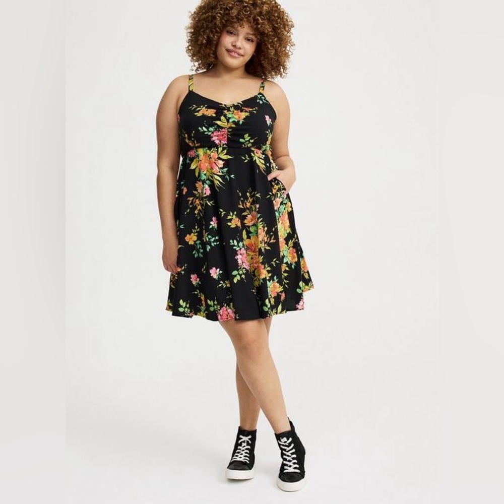 torrid Black Pink and Orange Floral Mini Dress with Pockets NWT